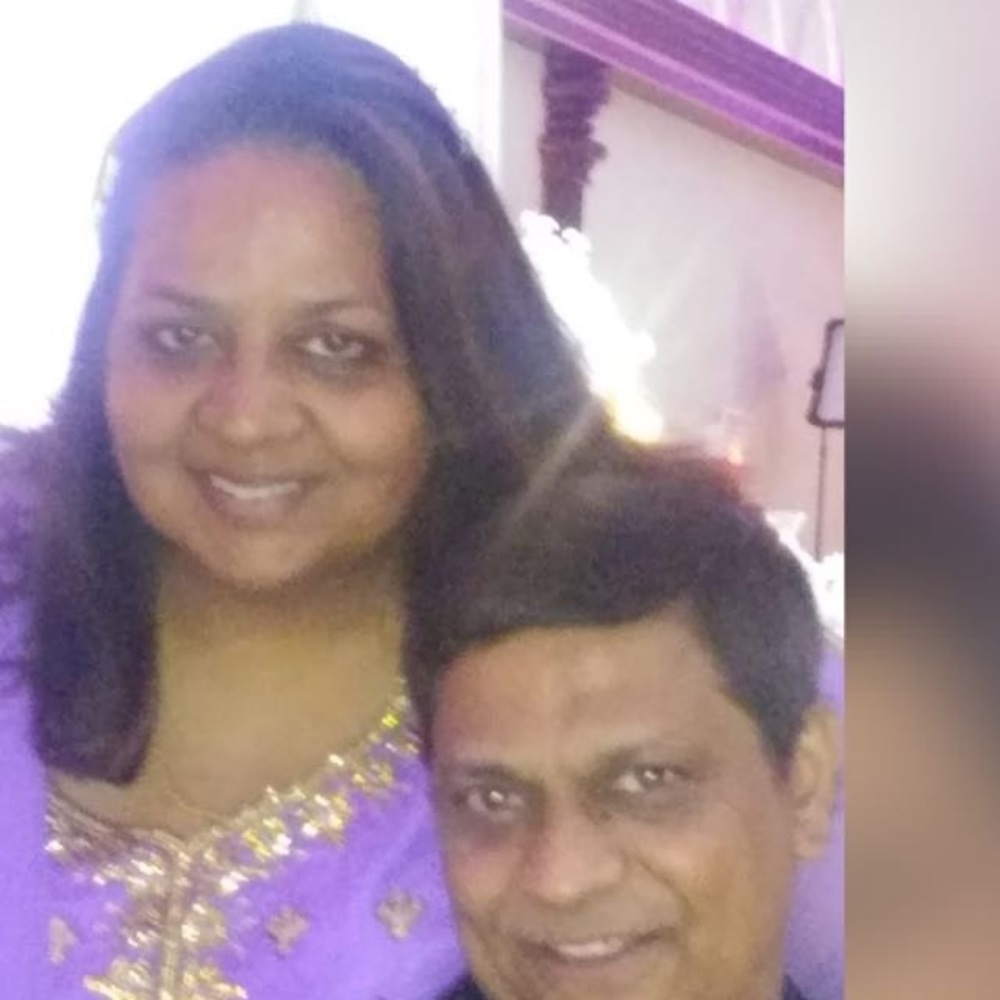 Meet your Posher, Mira